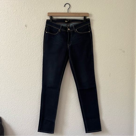 Levi's REVEL Dark Wash Skinny Jeans - Picture 1 of 14